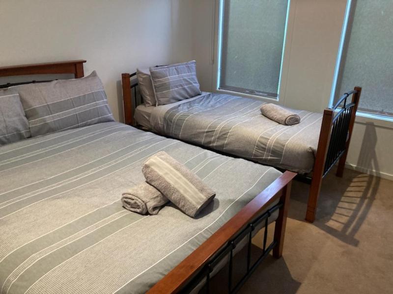 Venus Haven - Beach 1, Linen, Wifi, Netflix Venus Bay Exterior foto